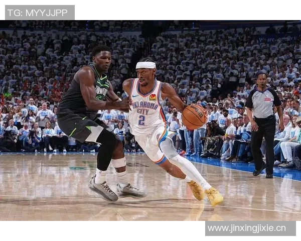 爱德华兹表现平平17投6中仅得17分贡献3篮板1断1帽令人失望